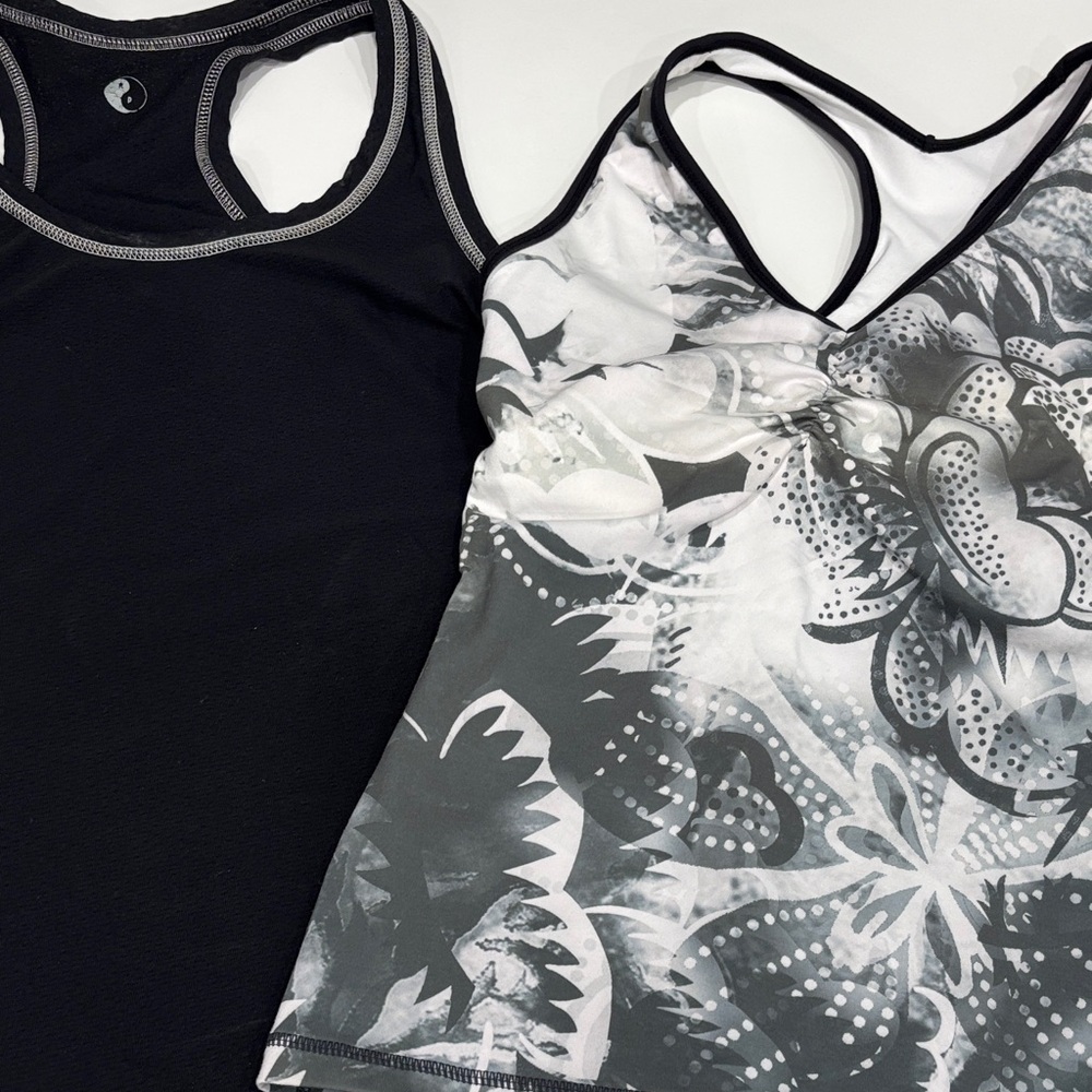 WORKOUT TOP BUNDLE - 2 TOPS- SIZE S